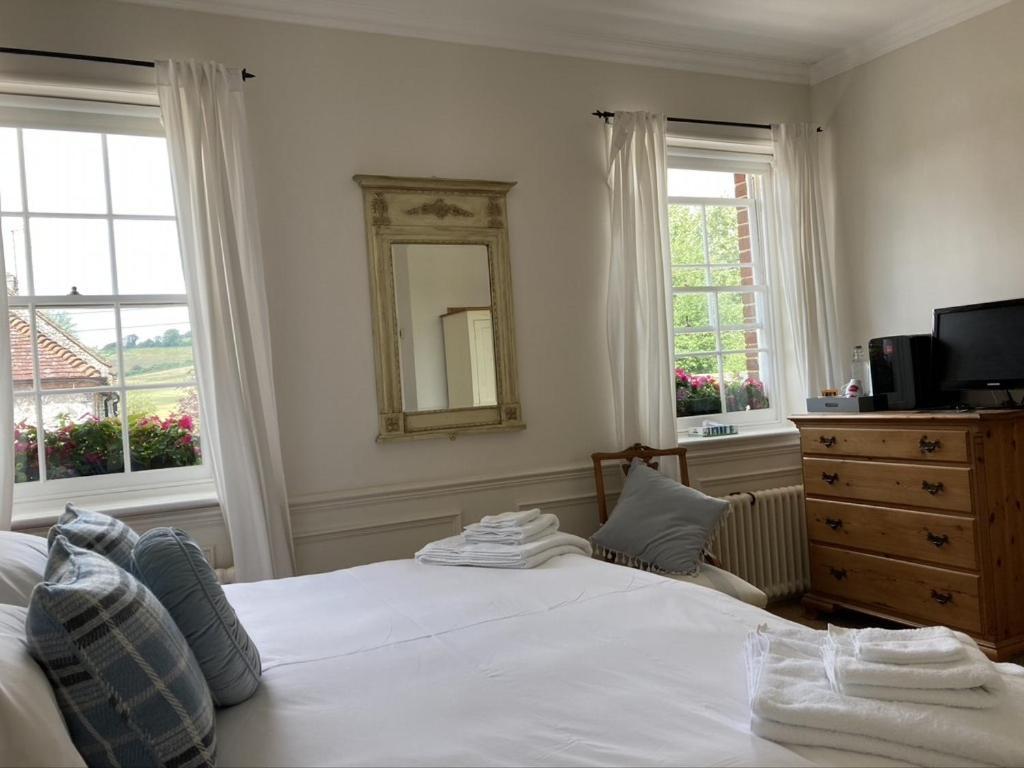 The Star And Garter Bed and Breakfast East Dean  Eksteriør billede